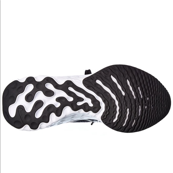 Nike React Infinity Flyknit in Black Size 7 - Picture 9 of 9